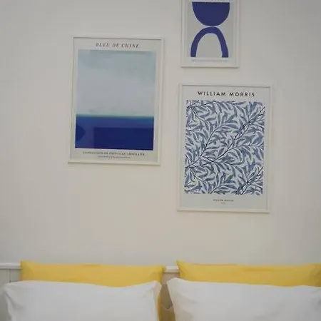 Maison Olivia, Nuovo In Zona Chiaia Apartment *